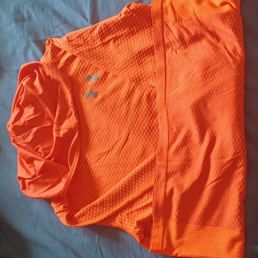 UnderArmor loose fit hoodie